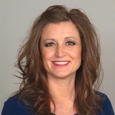 Kim Carnicom Headshot